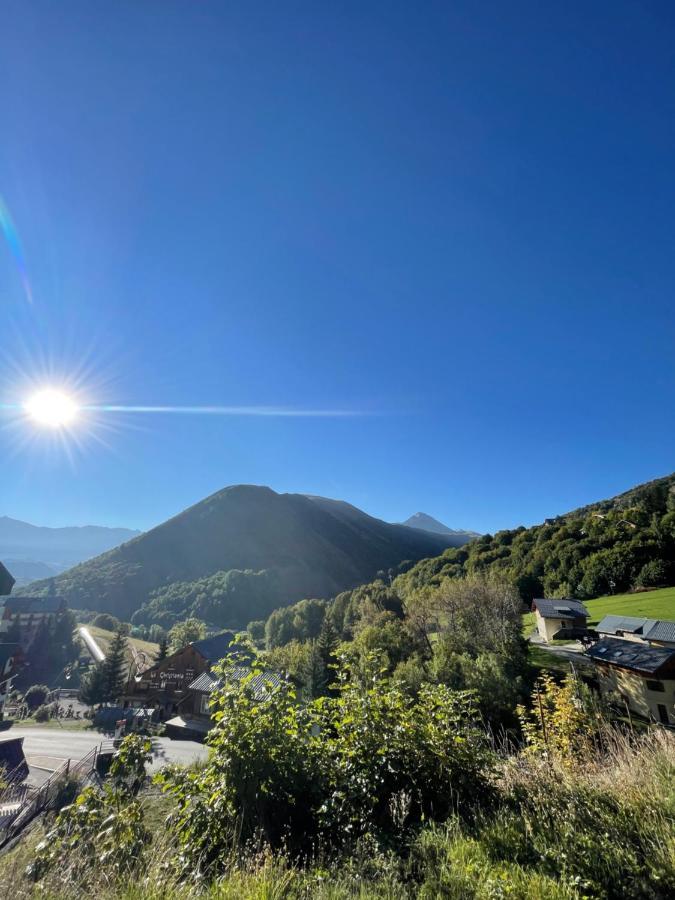 Appartement Cosy 6 personnes très bien équipé ,Vue splendide, Terrasse, Spacieux,Bien situé, Randonnées,Ski Saint-Sorlin-dʼArves Exterior foto