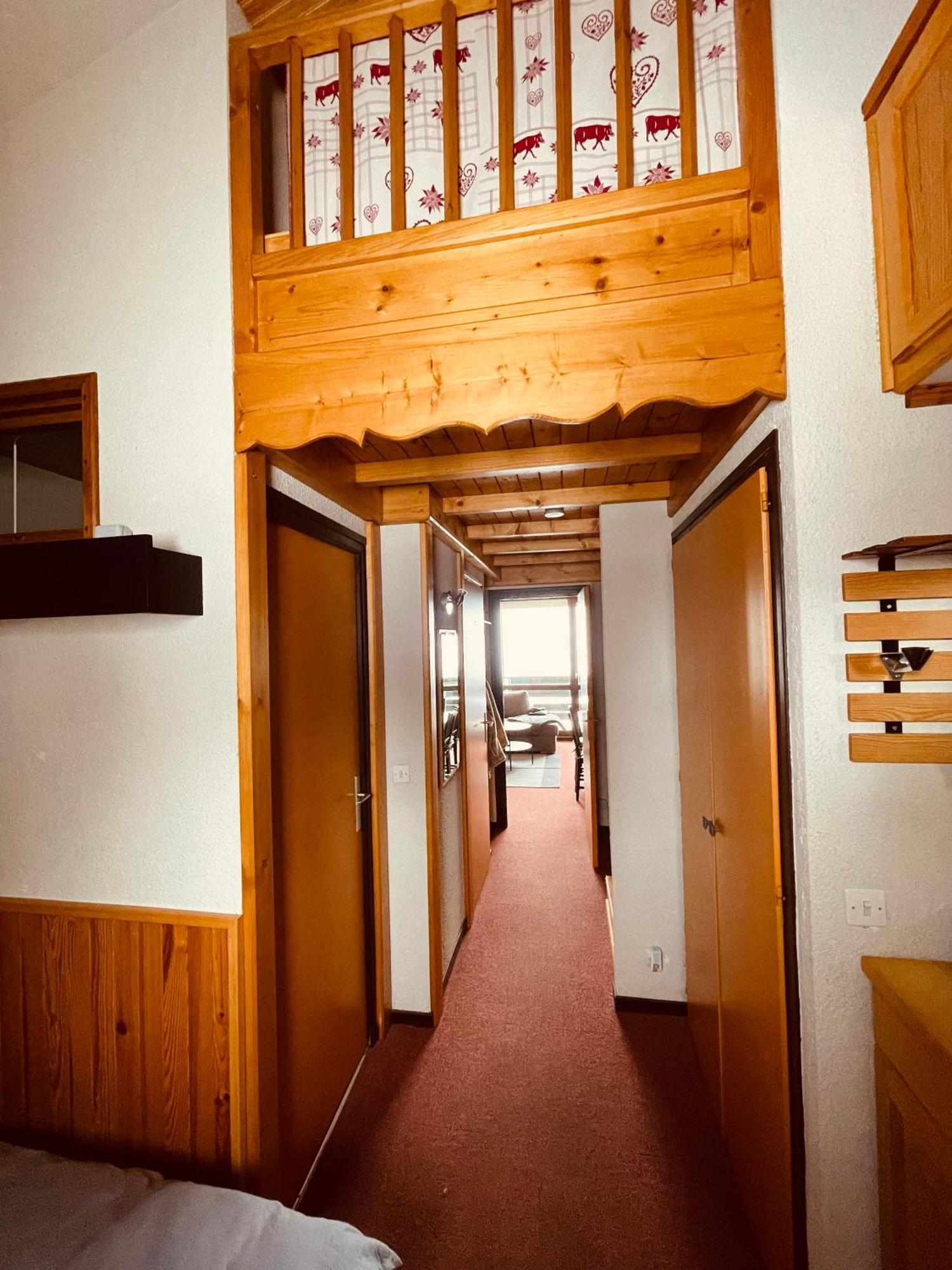 Appartement Cosy 6 personnes très bien équipé ,Vue splendide, Terrasse, Spacieux,Bien situé, Randonnées,Ski Saint-Sorlin-dʼArves Exterior foto