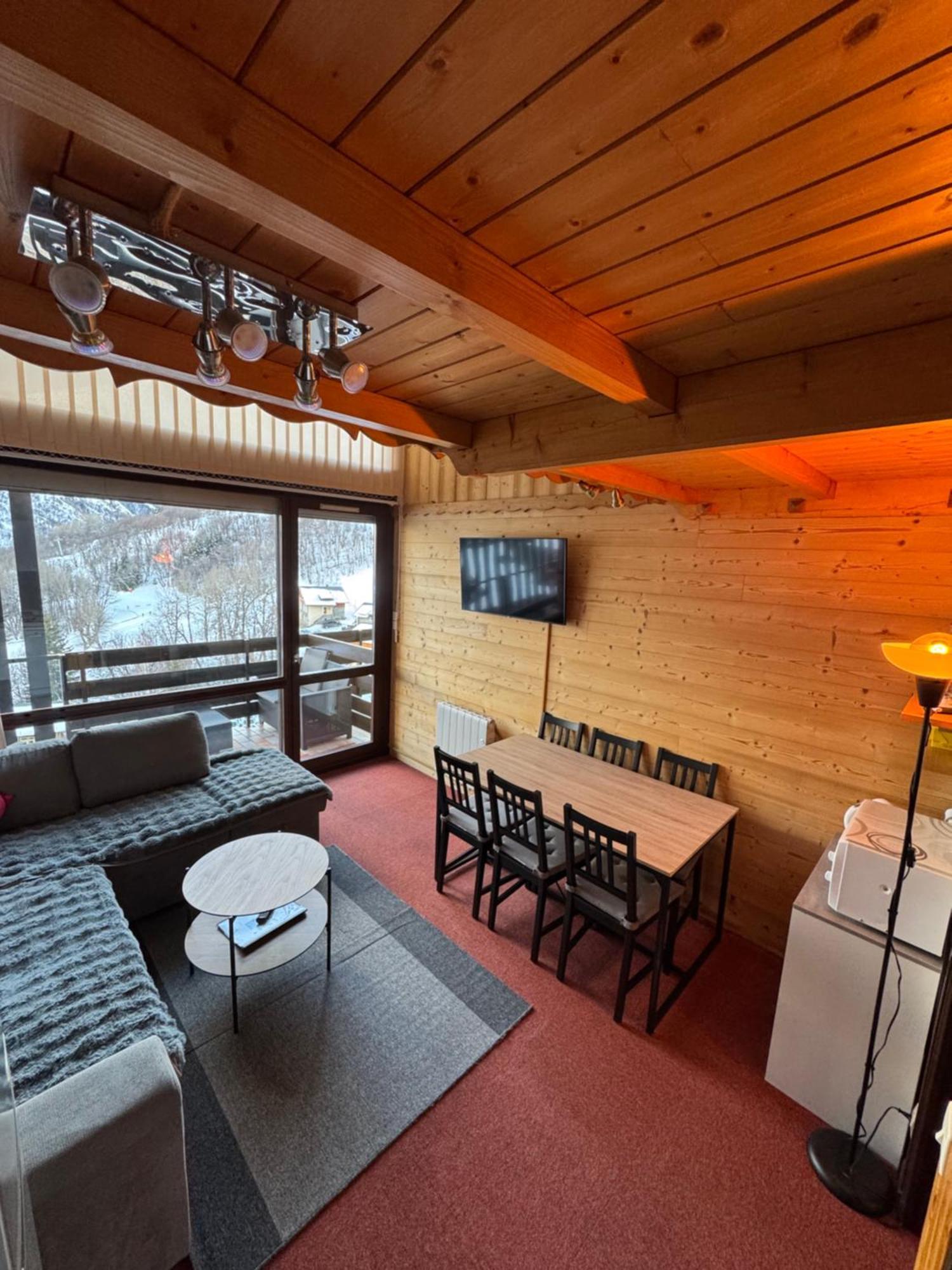 Appartement Cosy 6 personnes très bien équipé ,Vue splendide, Terrasse, Spacieux,Bien situé, Randonnées,Ski Saint-Sorlin-dʼArves Exterior foto